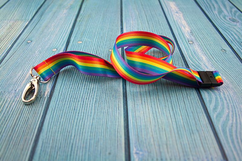 kleurrijke regenboog lanyards met stevige haak type Cindy hebben we steeds op voorraad